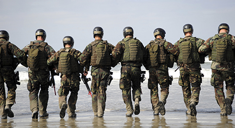 Hôpitaux : les internes en 1ère ligne