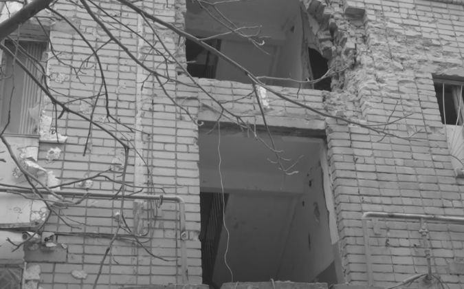 Ukraine : Visite d’un hôpital encore debout parmi les décombres d’une ville du sud