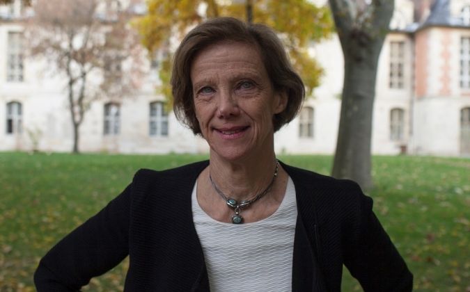 Anne-Claude Crémieux : "Infectiologue, j'ai fait pleinement mon métier en intervenant dans les médias pour le Covid : information et prévention"