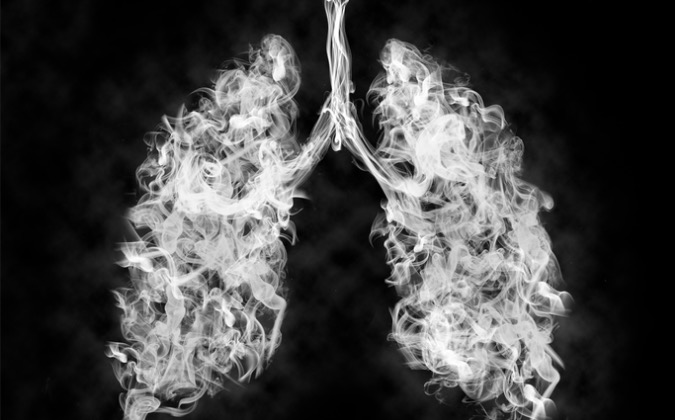 Les fumeurs de clopes électroniques ET combustibles sont 7 fois plus à risque de contracter la Covid-19