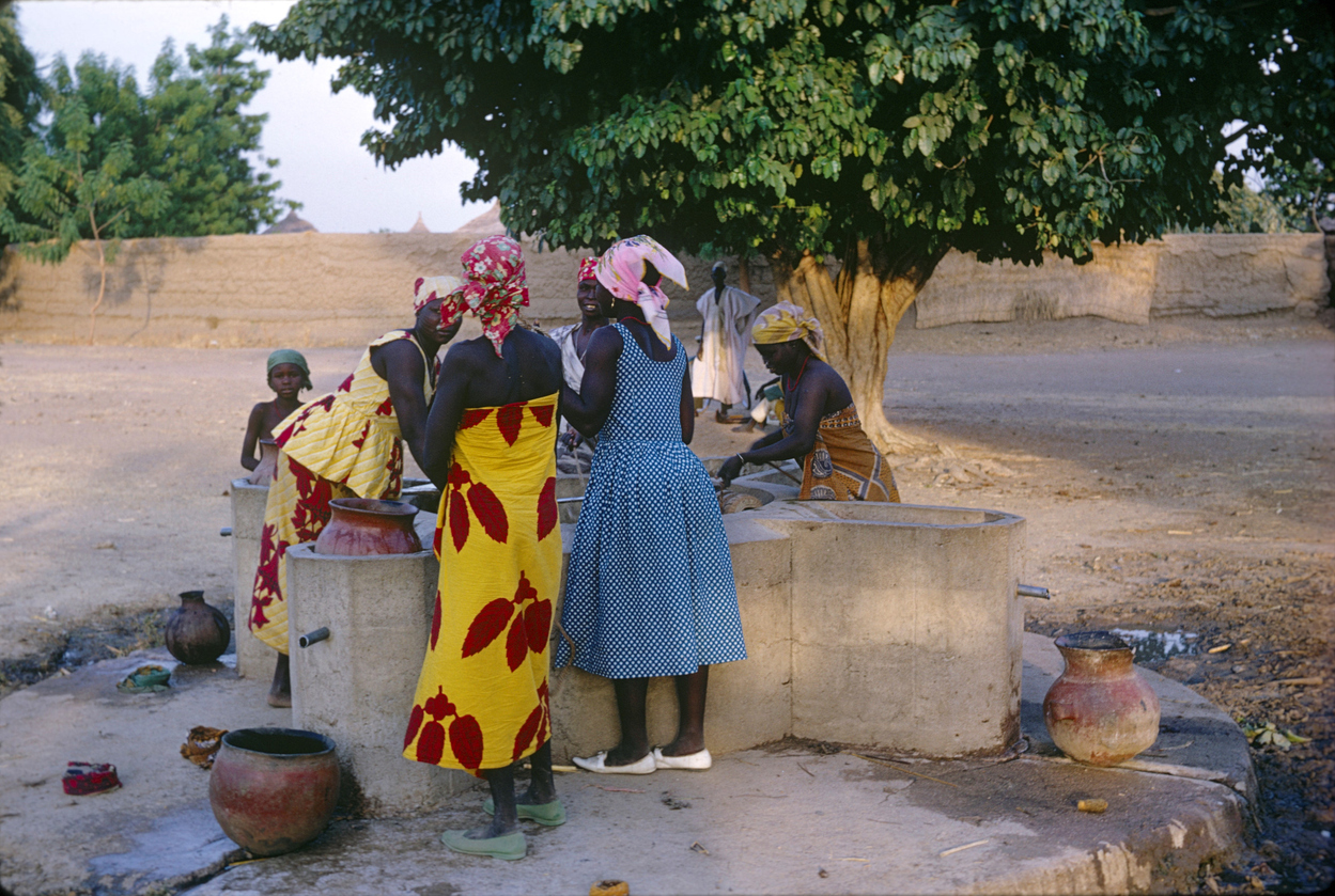La précarité menstruelle au Cameroun : « Je n’ai déjà pas d’argent pour nourrir ma famille, alors… »