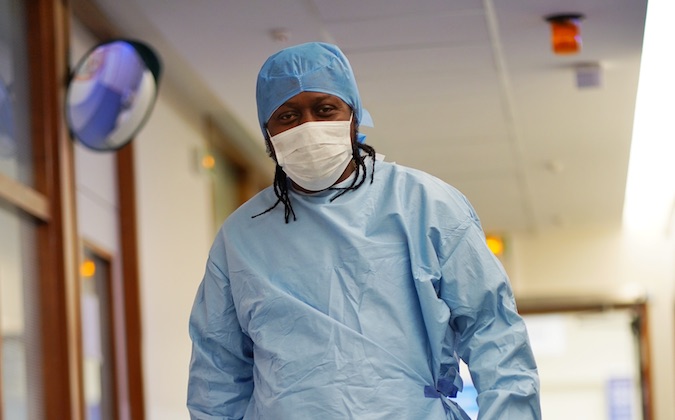 Olivier, Aide soignant au SAU