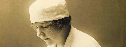 Suzanne Noël – Chirurgie esthétique et sororité