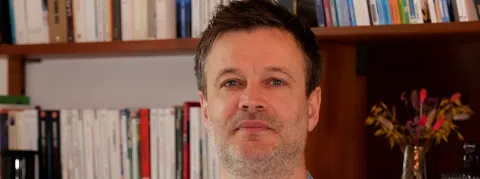 La Consult' de Julien Omnès de MedCorner "Comme il existe des agents de footballeurs et d'acteurs, chez Medcorner nous sommes Agents de Médecins"