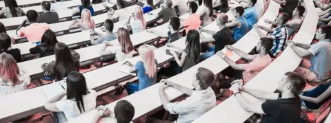 « Crève sale juive » écrit sur la pochette plastique d’une étudiante en médecine à Toulouse