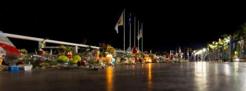 Parole de médecins à l’attentat de Nice : « Dans la rue, je ne suis jamais tranquille : je sursaute à chaque bruit inhabituel. Je ne suis jamais en paix. »