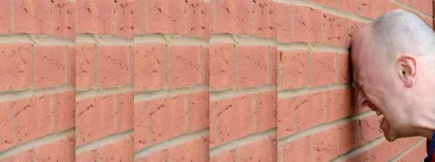 Face au gouvernement les biologistes « se sont heurtés à un mur », ils appellent à la grève contre « la folie austéritaire » de la Sécu