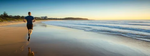 La pratique du sport tôt et en fin de journée pourrait limiter l’apparition d’un cancer colorectal