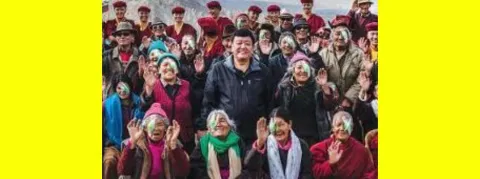 Un chirurgien népalais a déjà rendu la vue à 130 000 patients, financé par un millionnaire : « À chaque fois, ça me fait rire »