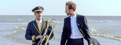 ... C'est donc ton frère