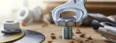 Le 3 avril, le tarif plafonné de l’intérim rentre en vigueur et les hôpitaux angoissent déjà...