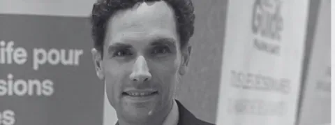 « Pendant mes études, on m’a dit de ne pas acheter de livres, car la connaissance va trop vite, j’ai pensé à créer le Google du médecin »