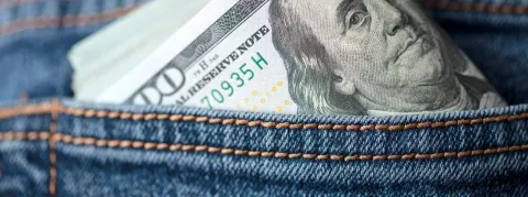 En Île-de-France, deux centres de santé dentaires et ophtalmologiques ont été déconventionnés pour pratiques frauduleuses 