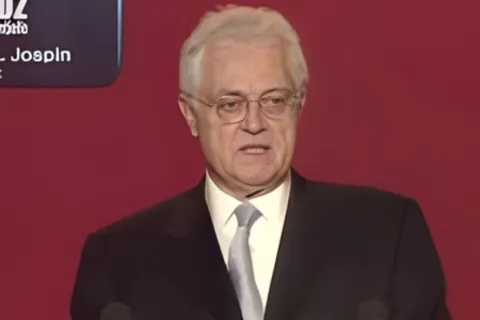 Lionel Jospin et les médecins, un héritage : la CMU, les droits des patients, les 35 heures…