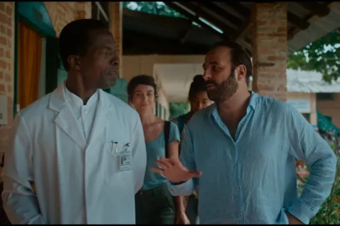 Larmes de guerre - Critique de « Muganga, celui qui soigne », de Marie-Hélène Roux