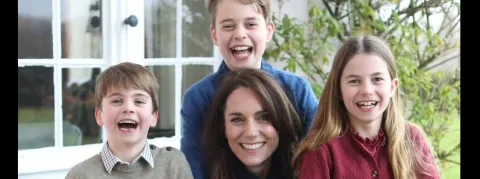 Un soignant de la London Clinic a-t-il fouillé le dossier médical de la princesse Kate ? L’enquête s’ouvre aujourd’hui