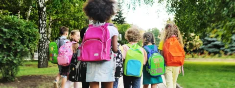 Covid : demain, une rentrée « normale » pour des élèves français parmi les moins vaccinés d’Europe 