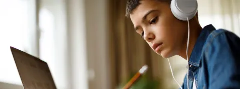 Selon une étude les jeunes de 17 ans sont moins "accros" aux produits addictifs