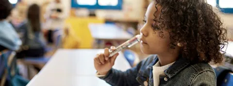 L’Anses et l’UFC-Que Choisir prônent de nouvelles normes : les stylos-billes sont dangereux pour la santé des enfants