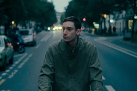 Juste la fin du week-end - Critique de « Nino » de Pauline Loquès