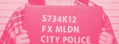 Thierry Casasnovas, le crudivoriste, pseudo-naturopathe, star de Youtube, est placé en garde à vue, pour exercice illégal de la médecin, entre autre