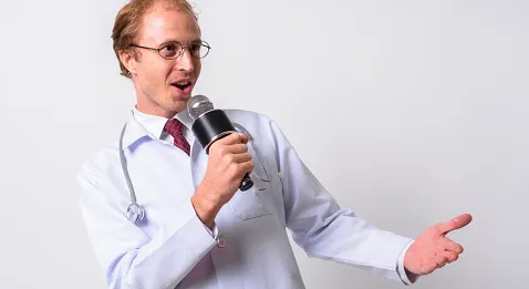 #BalanceTonHosto : Une chanson pour Macron