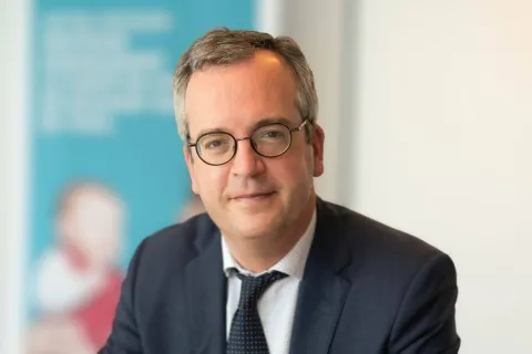 Grève des médecins : le directeur de l’Assurance maladie souhaite la suppression des articles qui autorisent à fixer les tarifs de certains actes sans concertation