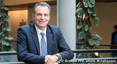 Renaud Muselier : rencontre avec un médecin occupé