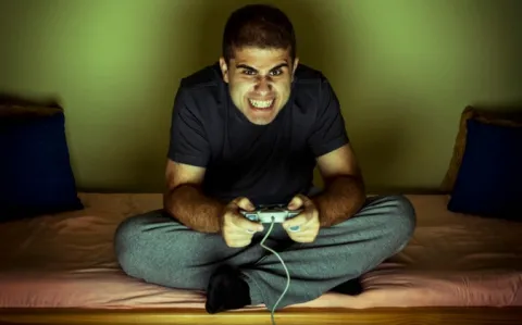 Un ado thaïlandais est mort... d'avoir trop joué au jeu vidéo