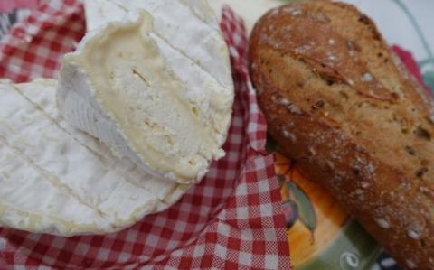 Suspicion de bactéries responsable de listériose : 24 000 fromages rappelés par Lactalis