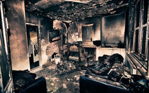 Incendie du foyer de l’hôpital Saint-Antoine : le cri d’alarme des sinistrés 