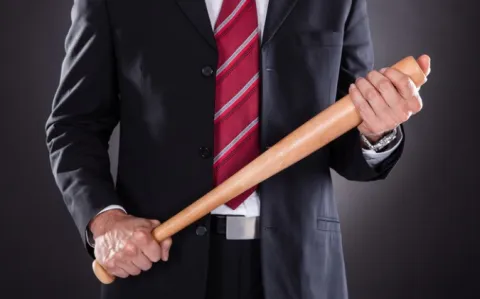 Le Cnom joue les gros bras et expulse le SNJMG 