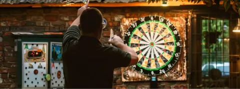 Un spécialiste sur deux applique un dépassement d'honoraires, l'UFC-Que Choisir cible particulièrement les gynécos et ophtalmos 