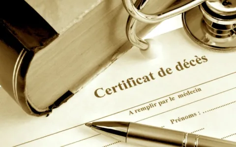 "Mon putain de premier certificat de décès"