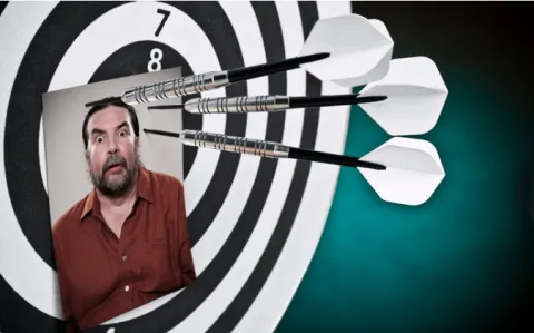  "Médecines" douces ou alternatives : le collectif FakeMed règle ses comptes avec les institutions