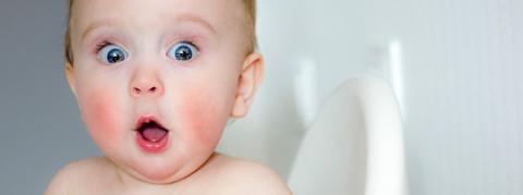 Une femme déguisée en faux médecin a réussi à enlever un nourrisson