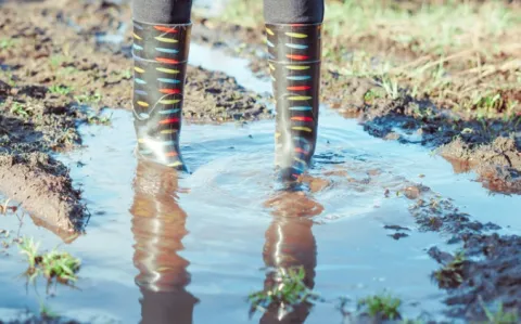 Référence au nazi mengele : le collectif Laissons les prescrire droit dans ses bottes