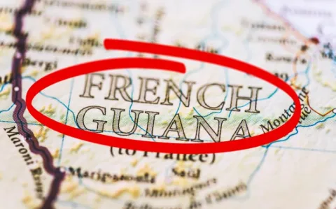 En pénurie de médecins, la Guyane fait un appel du pied aux Padhue