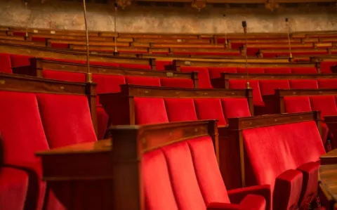 L’état d’urgence sanitaire jusqu’au 14 décembre et le confinement jusqu'au 30 novembre...