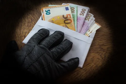 Loire : garde à vue d'une directrice d'hôpital, soupçonnée de détournement