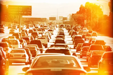 Cas en hausse : circulation toujours intense