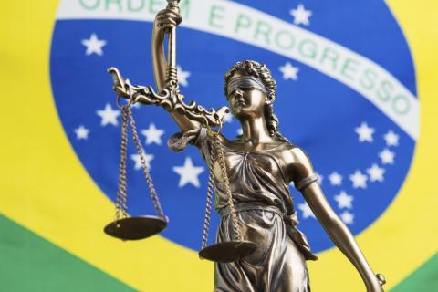 Covid au Brésil: une crise sanitaire marquée par les scandales