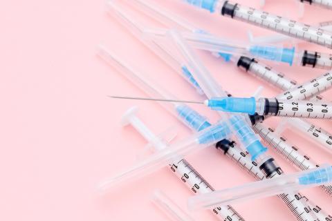 Vaccin anti-Covid : une dose supplémentaire recommandée pour les personnes immunodéprimées 
