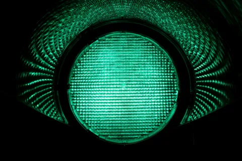 AstraZeneca : Feu vert de la HAS pour la vaccination des plus de 65 ans ! 