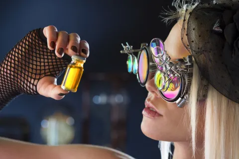 Le reconditionnement des vaccins Pfizer/Moderna en pharmacie de ville : c’est a priori non !