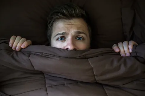 Les cas de Covid augmentent en Israël malgré une forte couverture vaccinale… Qu’en penser ?