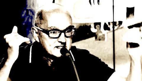 "Tous les soignants ont souffert de cette crise" témoigne Jérome Marty dans son livre