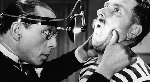 Un médecin dans le salon des patients grâce à Knok