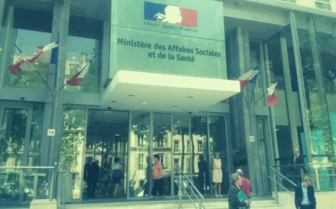 Grève à l’hôpital ! C’est aujourd’hui ! A Paris, manif à 13h30 devant le ministère de la Santé