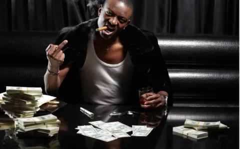 Revalorisation de la consultation : Olivier Véran accusé de "mépris"